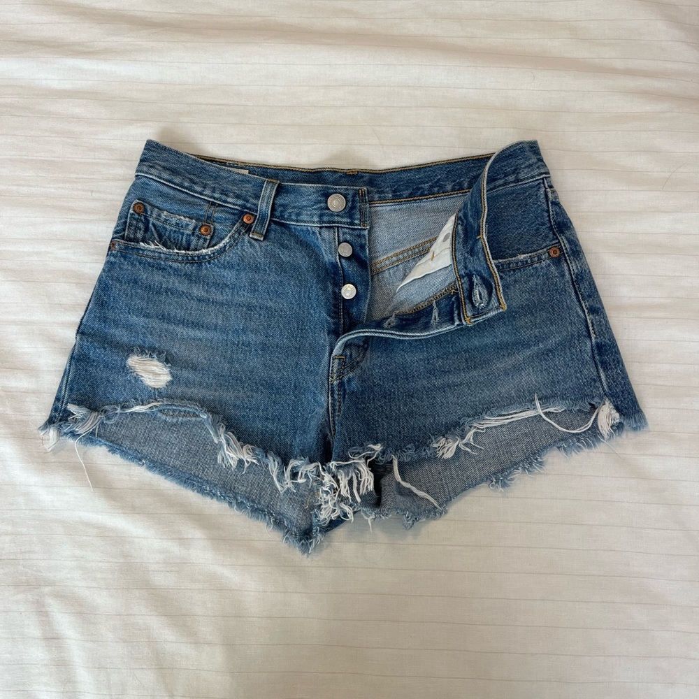 Levi’s 501 denim shorts